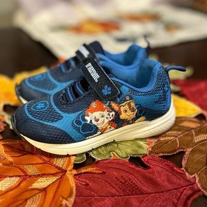 Toddler Boy Size 9 Paw Patrol Velcro Sneaker